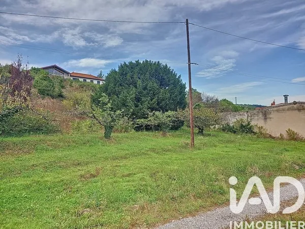 Terrain 1602 m²