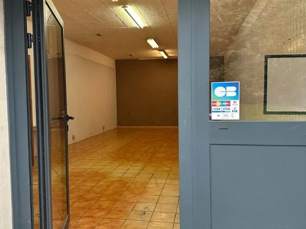 Local commercial 55m2