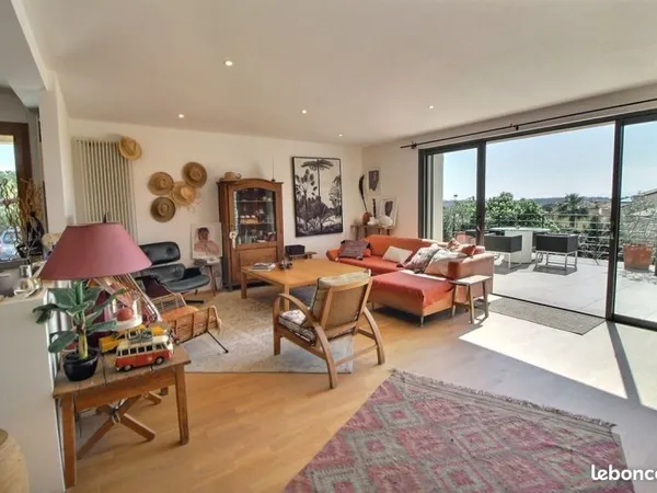 Rare à Canet en Roussillon - Grande Villa sur 1000 m²