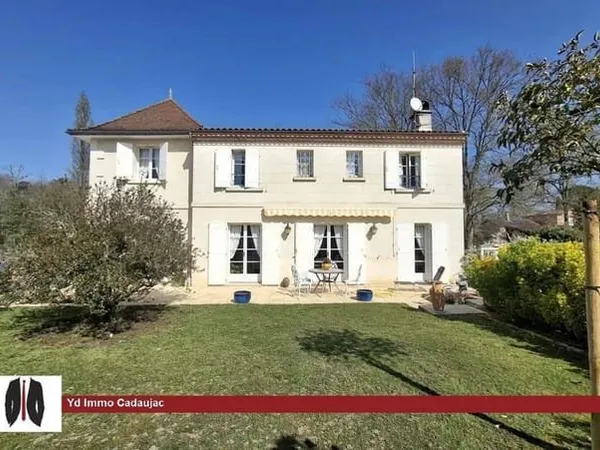 Maison 7 pièces 184 m²