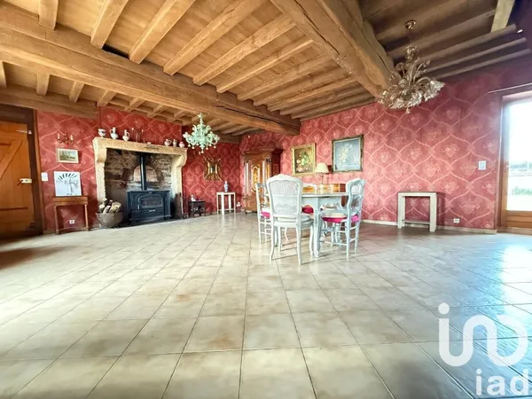 Maison 8 pièces 214 m²