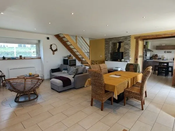 Maison à vendre 6 pièces LONGAULNAY (35)