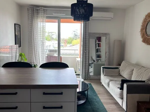 Appartement 2 pièces 42m2 avec balcon