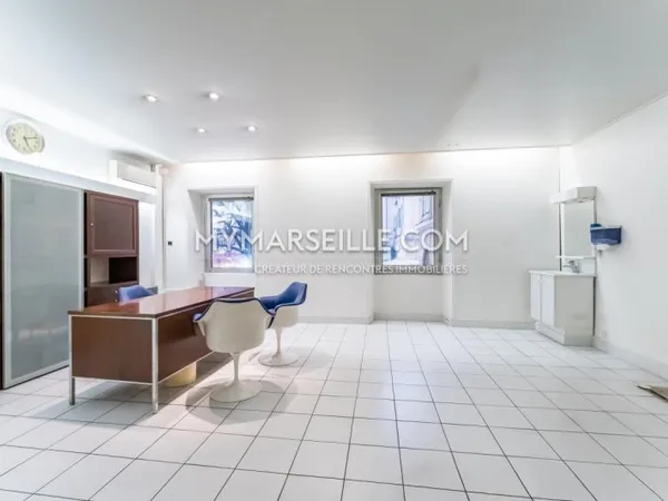 Vends T2 - 60m² - Marseille 13001