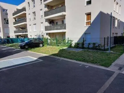 Parking 10 m²