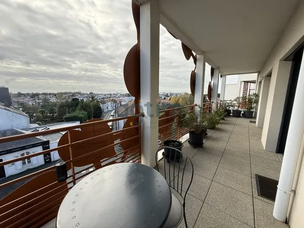 À vendre Spacieux appartement T3 avec terrasse et garage