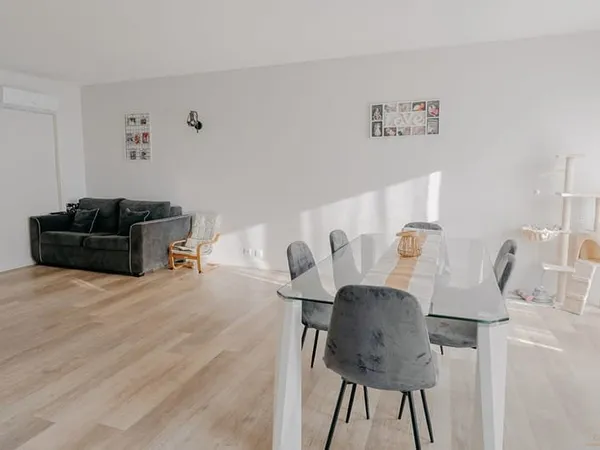 Belle et grande maison familiale - NEZIGNAN L'EVEQUE