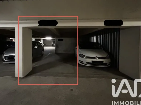 Parking 12 m²