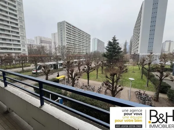 Nouveau : Très beau T 4 - 100m2 - 2 Terrasses : Sud et Ouest E