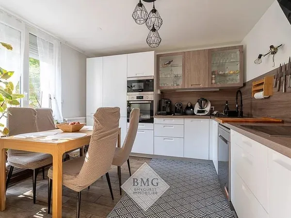 Appartement à vendre au centre ville de Champs sur Marne