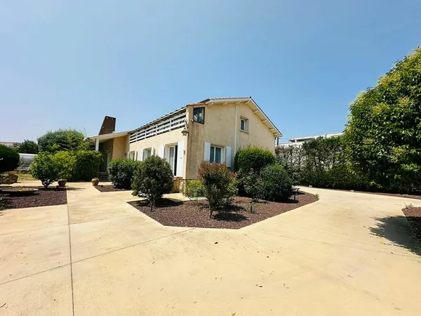 Maison Béziers - 12 pièces - 355 m²