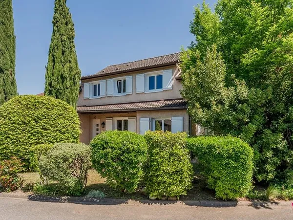 Maison Chassieu 5 pièces 154 m2
