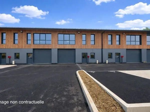 Local d'activité 250 m²