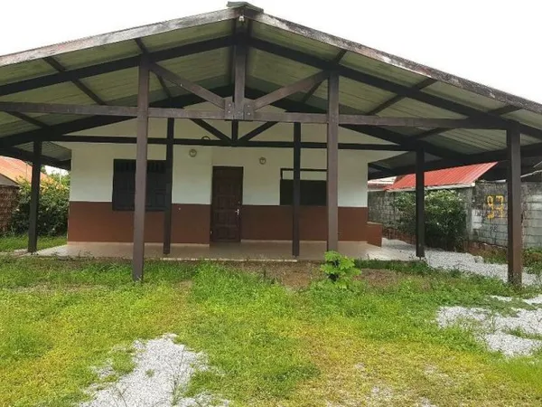 Maison de type 6 à Kourou