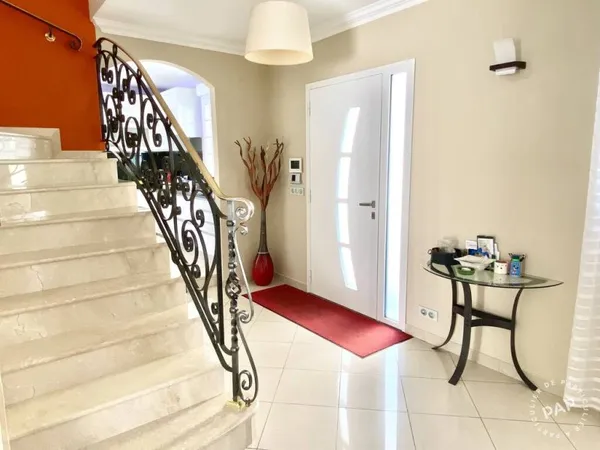 Maison 6 pièces 185 m²