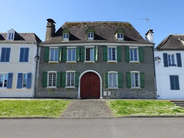 Maison de ville 9 pièces 150 m²