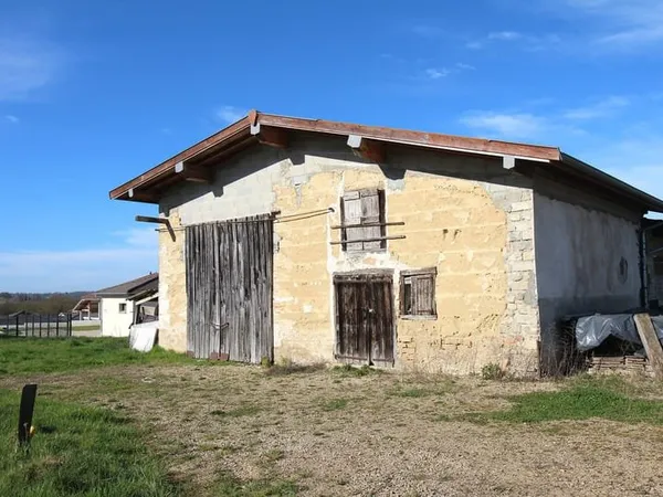 GRANGE A REHABILITER POLLIAT