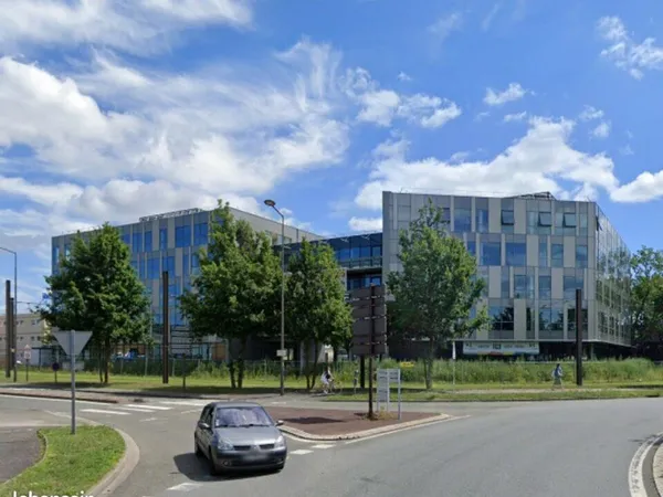 BUREAUX 434 m² le mans