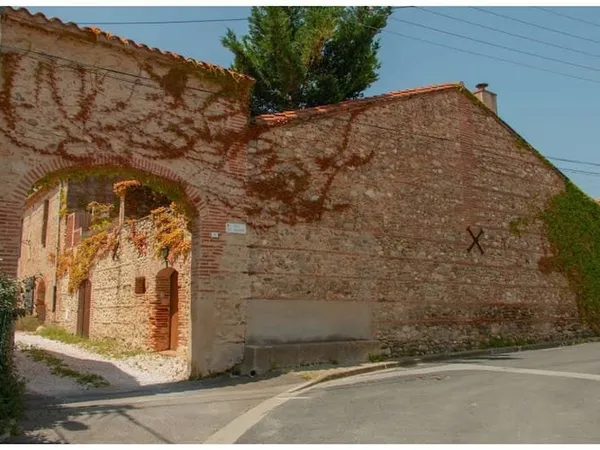 Maison 17 pièces 320 m²