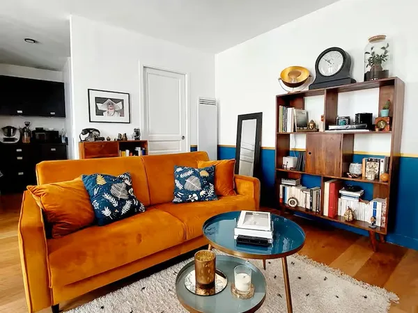Vends charmant 2 pièces rue Cadet, calme absolu sur cour - 51m²