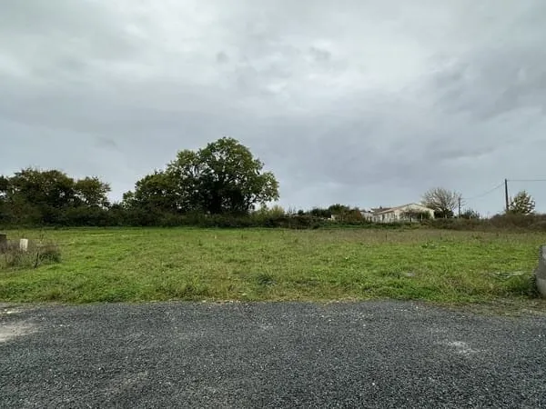 Terrain à bâtir - 566m2