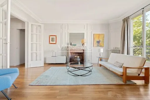 Appartement 6 pièces 149 m²