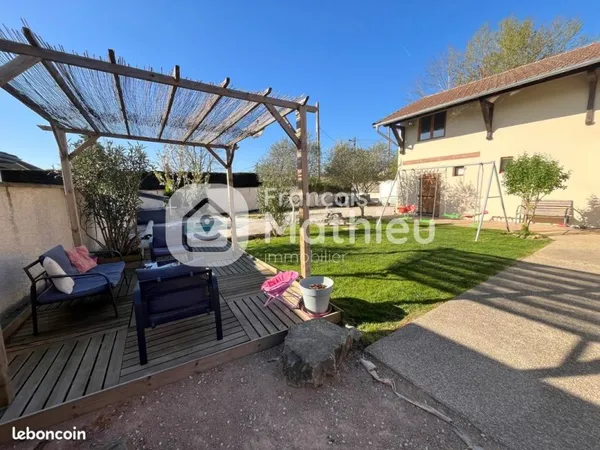 Longère 4 pièces 120 m²