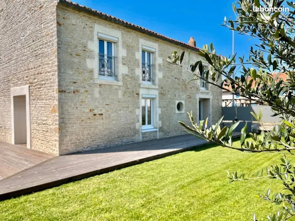 Grande maison rénovée