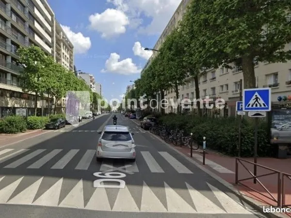 Local commercial 157 m²