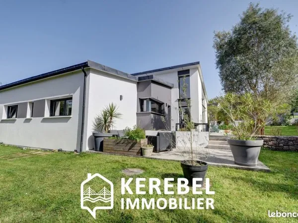 Maison 6 pièces 150 m²