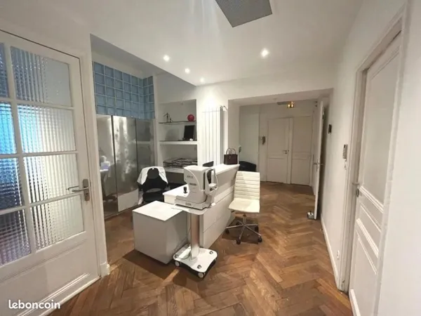 Bureau 149 m²