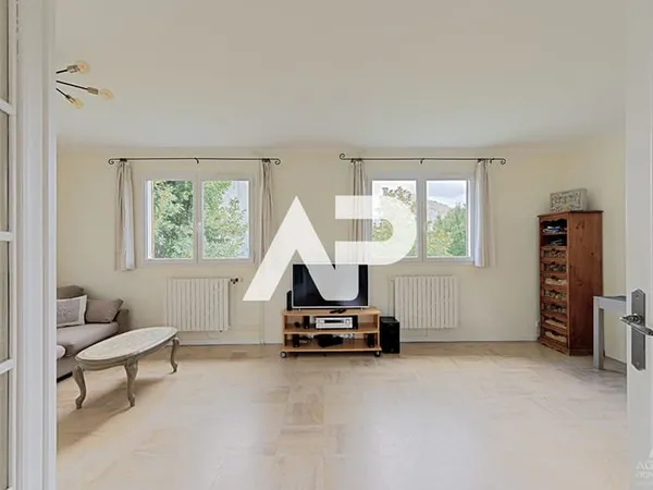 Maison RUEIL-MALMAISON 7 pièces 133 m²
