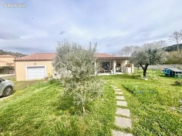 Villa 4 pièces 136 m²