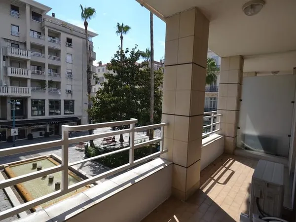 A VENDRE STUDIO 33.49M2 LES HESPERIDES CANNES CROISETTE
