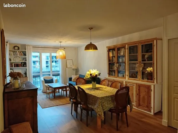 Grand appartement 4 chambres