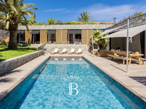 OASIS - Villa d'exception au coeur du village, avec piscine chauffée - Guéthary