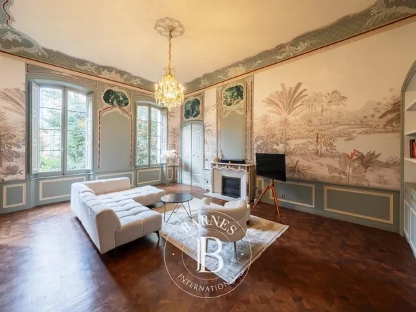 Location meublée para-hôtelière - Appartement d'exception - Centre historique d'Aix-en-Provence