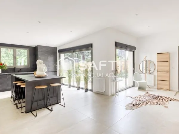 MAISON 4 PIECES - 116 M² SUR PARCELLE DE 553 M²