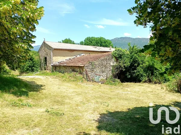 Maison 4 pièces 350 m²