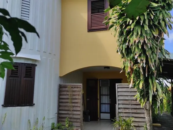 Charmante villa T4 duplex proche mer et bourg