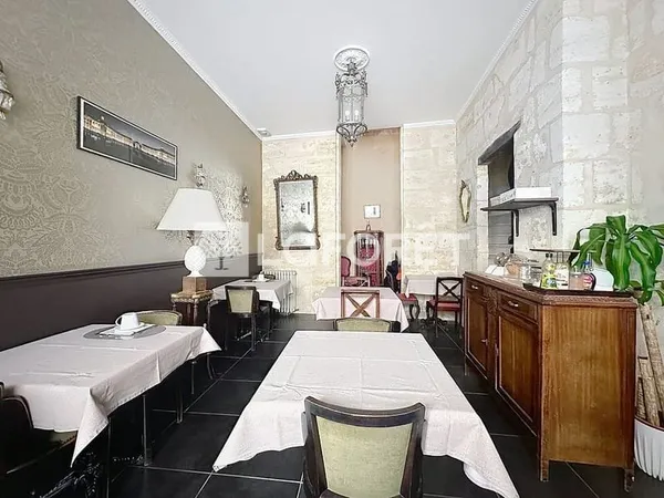Maison Bordeaux 10 pièce(s) 273 m2