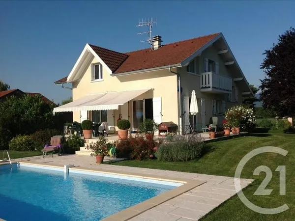 Maison 6 pièces 135 m²