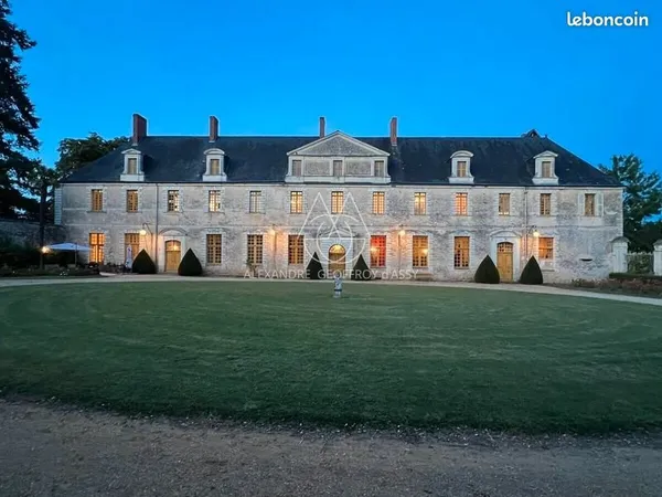 Haras 21 pièces 800 m²