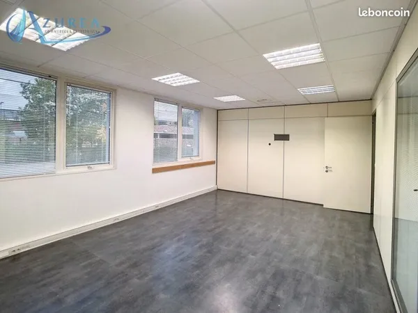 Bureaux 222 m² SOPHIA ANTIPOLIS