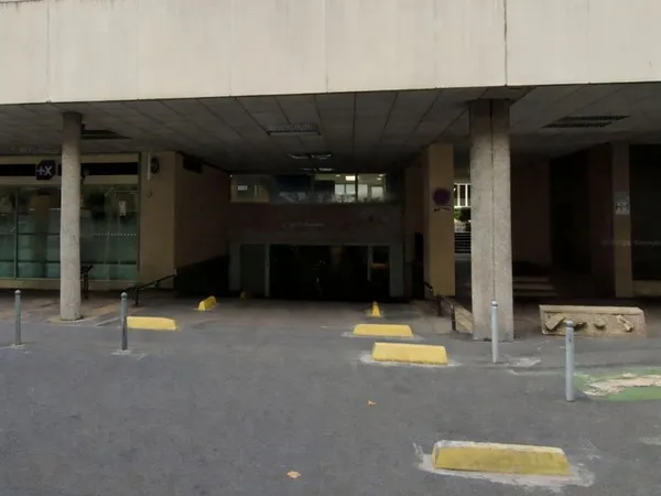 Place de parking boulevard Albert Camus Sarcelles