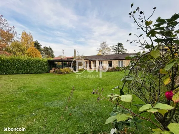 Maison 6 pièces 138 m²