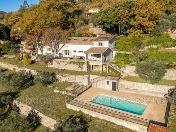 Maison 143 m²
