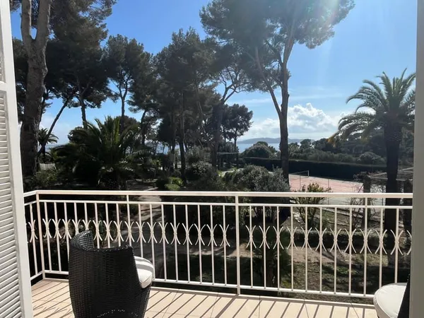 HYERES VUE MER APPARTEMENT type 3
