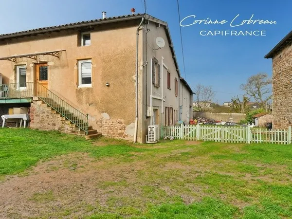 Proprieté à vendre à REGNIE DURETTE