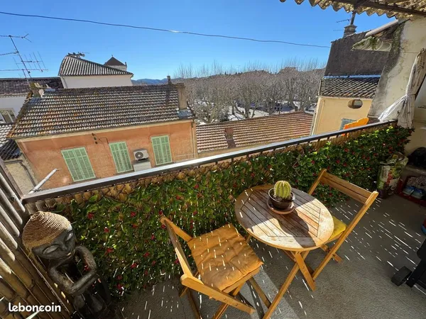 Appartement traversant 4 pieces avec terrasse